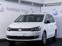 Gebraucht VW Sharan 150 PS (110 kW) 2022 Weiß Van / Kleinbus