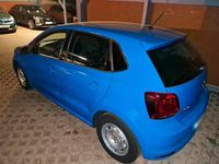 Gebraucht VW Polo 60 PS (44 kW) 2014 Blau Kleinwagen