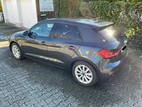 Gebraucht Audi A1 Advanced 116 PS (85 kW) 2024 Grau SUV