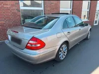 Gebraucht Mercedes E240 177 PS (130 kW) 2003 Gold Limousine