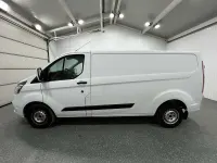 Gebraucht Ford 300 105 PS (77 kW) 2022 Weiß Van