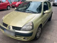 Gebraucht Renault Clio II 75 PS (55 kW) 2003 Grün Limousine