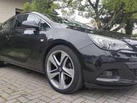 Gebraucht Opel Astra GTC Innovation 165 PS (121 kW) 2012 Schwarz Coupé