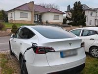 Gebraucht Tesla Model Y Standard Range 220 kW (300 PS) 2024 Weiß SUV