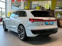 Gebraucht Audi Q8 e-tron S-Line 300 kW (408 PS) 2024 Weiß SUV