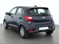 Neu Hyundai i10 63 PS (46 kW) 2025 Grau Kleinwagen