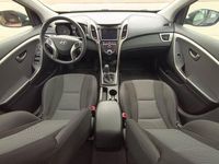 Gebraucht Hyundai i30 110 PS (80 kW) 2015 Schwarz Kombi