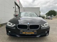 Gebraucht BMW 318 Sport Line 143 PS (105 kW) 2013 Black sapphire metallic Limousine