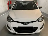 Gebraucht Hyundai i20 86 PS (63 kW) 2014 Weiß Kleinwagen