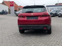 Gebraucht Peugeot 2008 Active 114 PS (83 kW) 2019 Ultimaterot SUV