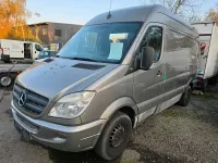 Second-hand Mercedes Sprinter 150 CP (110 kW) 2007 Roșu Van