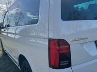 Second-hand VW Multivan 150 CP (110 kW) 2021 Alb Monovolum