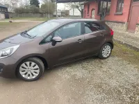 Używany Kia Rio Edition 7 109 KM (80 kW) 2012 Brązowy Sedan/Limuzyna