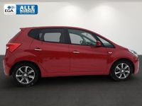 Gebraucht Hyundai i20 Space 125 PS (91 kW) 2019 Rot Van / Kleinbus