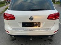 gebraucht VW Touareg 3.0 V6 TDI R-Line AHK, Luft, Pano, Leder