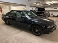 gebraucht BMW 750 i E38 Cosmosschwarz