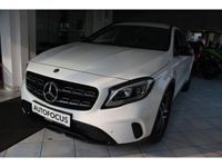 gebraucht Mercedes GLA200 CDI / d*Night-Paket*Sommer-Winterräder*