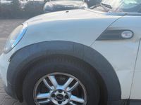Gebraucht Mini Cooper 75 PS (55 kW) 2011 Weiß Kleinwagen