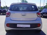Gebraucht Hyundai i10 Trend 100 PS (73 kW) 2019 Silber Kleinwagen