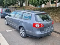 Gebraucht VW Passat 140 PS (102 kW) 2009 Grau Kombi