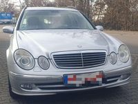 Gebraucht Mercedes E320 224 PS (164 kW) 2006 Iridiumsilber  metalliclack Kombi