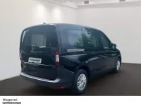 Gebraucht VW Caddy Basis 102 PS (75 kW) 2022 Schwarz Van / Kleinbus