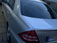 Gebraucht Mercedes 220 150 PS (110 kW) 2005 Silber Limousine