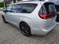 Nuevo Chrysler Pacifica 291 CV (214 kW) 2026 Plateado Van