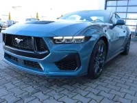 Neu Ford Mustang GT Fastback 446 PS (328 kW) 2026 Grabberblue metallic Coupé