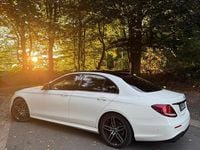 Gebraucht Mercedes E350 AMG line 286 PS (210 kW) 2017 Weiß Limousine