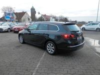 Gebraucht Opel Astra Exklusiv 140 PS (102 kW) 2014 Grün Kombi