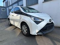 Gebraucht Toyota Aygo 72 PS (52 kW) 2019 Weiß Kleinwagen