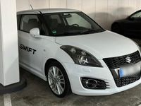 gebraucht Suzuki Swift 1.6 Sport CarPlay / Metallic Lack / Remus