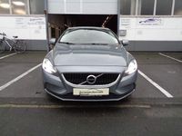 Gebraucht Volvo V40 Momentum 120 PS (88 kW) 2019 Grau Limousine