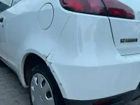 Usata Mitsubishi Colt 75 CV (55 kW) 2009 Bianco Utilitaria