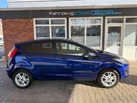 Gebraucht Ford Fiesta Celebration 80 PS (58 kW) 2017 Blau Kleinwagen