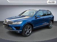 Second-hand VW Touareg Exclusive 262 CP (192 kW) 2016 Albastru SUV