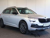 Gebraucht Skoda Kamiq Selection 95 PS (69 kW) 2024 Stribrna brilliant/ brilliants SUV