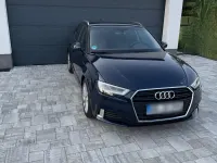 Gebraucht Audi A3 Sport 150 PS (110 kW) 2019 Blau Limousine