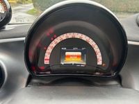 Gebraucht Smart ForFour Electric Drive 60 kW (82 PS) 2021 Weiß Kleinwagen