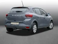 Gebraucht Dacia Sandero Expression 101 PS (74 kW) 2024 Grau Kleinwagen