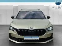 Neu Skoda Superb SportLine 150 PS (110 kW) 2025 Beige Kombi