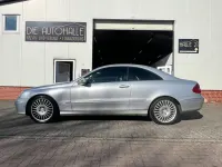 Gebraucht Mercedes CLK320 Avantgarde 224 PS (164 kW) 2009 Silber Coupé