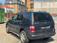 Gebraucht Mercedes ML320 218 PS (160 kW) 2002 Schwarz SUV