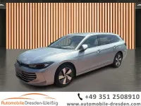 Gebraucht VW Passat 204 PS (150 kW) 2025 Silber silber (metallic) Kombi