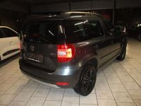 gebraucht Skoda Yeti Active,1Hd, Klima, LM-Allwetter, SH, PDC