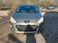 Gebraucht Peugeot 308 Style 114 PS (83 kW) 2012 Grau Limousine