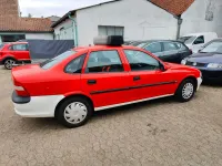 Gebraucht Opel Vectra 115 PS (84 kW) 1997 Rot Limousine