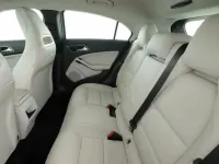 Gebraucht Mercedes A180 122 PS (89 kW) 2014 Grau Kleinwagen