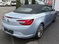 Gebraucht Opel Cascada Edition 140 PS (102 kW) 2015 Blau Cabrio
